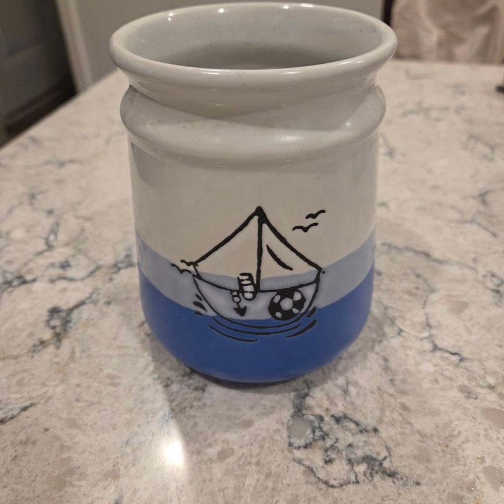 Kitchen Utensil Holder White Blue Sailboat design
